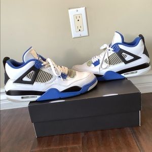 Jordan 4 Retro Motorsports